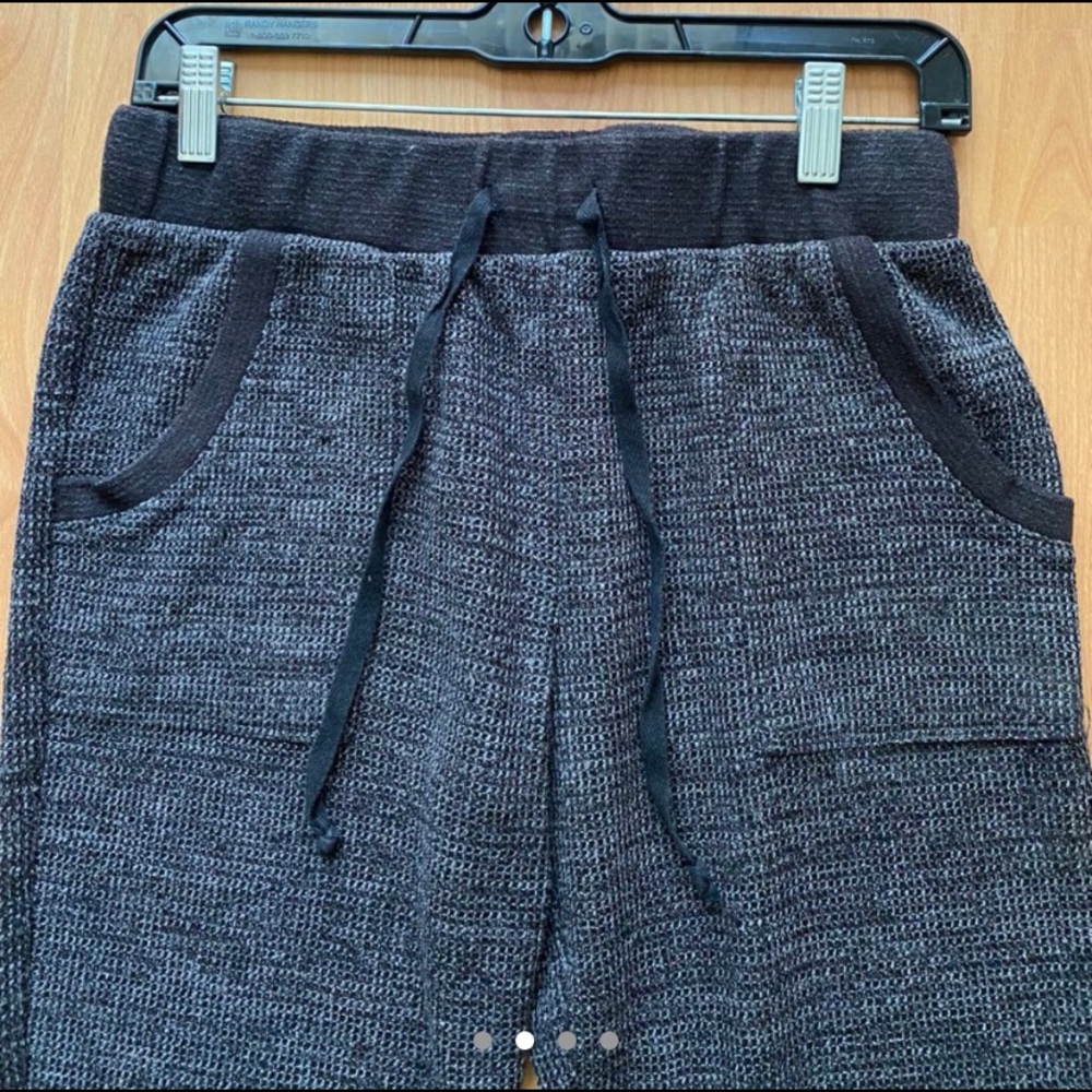 Jogger - Picture 2 of 4